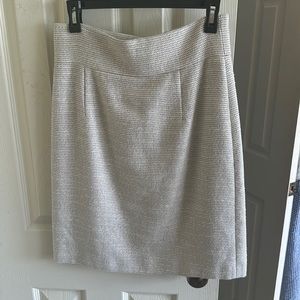 Business professional skirt - very flattering and comfortable